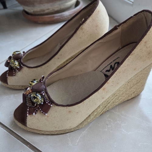 Platform shoes like new, beige leather, size 38