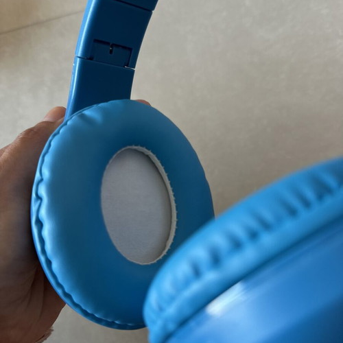 Stitch wireless headphones like new