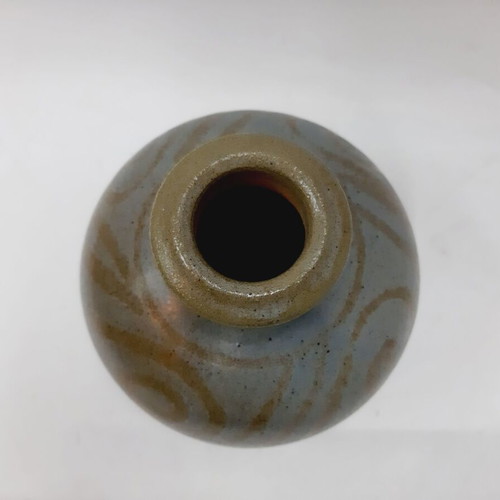Vintage ceramic vase like new, 13 cm, decorative motif