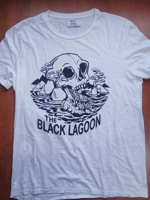 Bershka Unisex T-shirt Used, Size L, Black and White