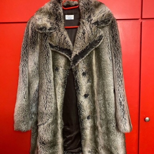 Raxevksy Exclusive women's faux fur like new, gray and beige, size L-XL