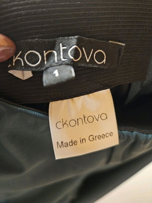 Ckontova leather leggings cypress color like new, size small