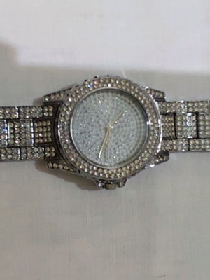 Wristwatch used with strass for women