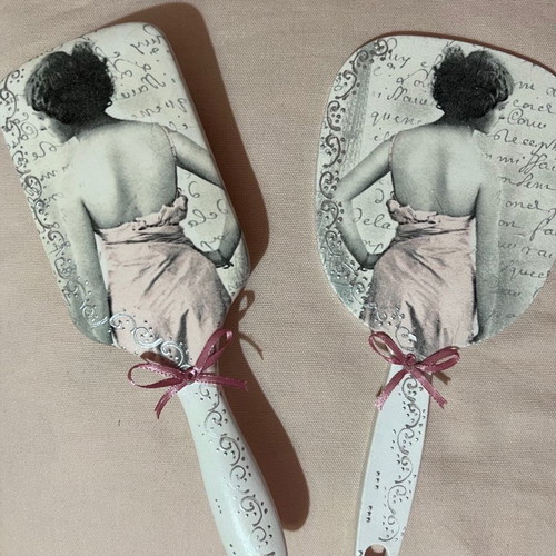 Hair comb and mirror set new with design