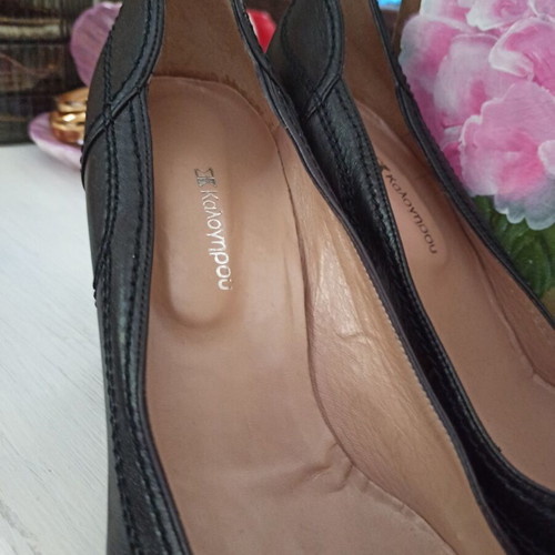Kalogirou leather pumps size 41.5-42 like new, black