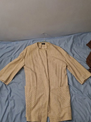 Benetton white coat used size S broken