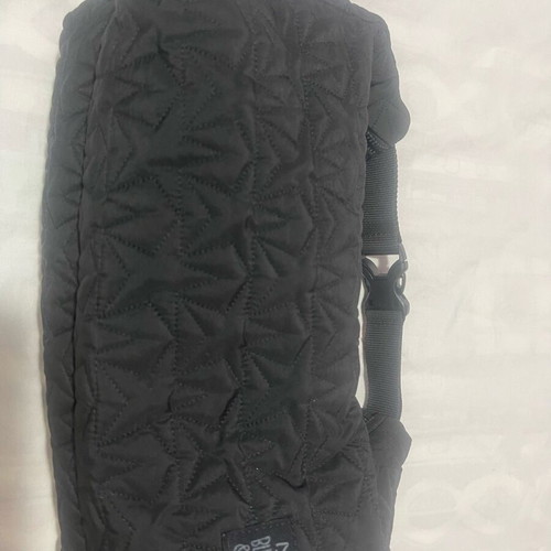 Bleecker & Love Handbag new, black quilted