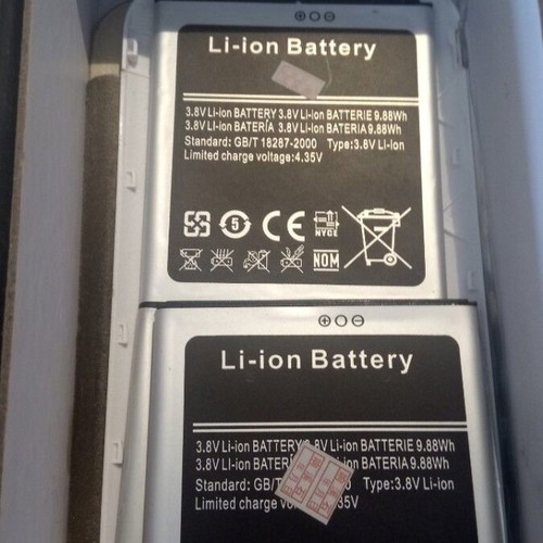 HTM H9503 with defect for spare parts with 2 batteries and accessories