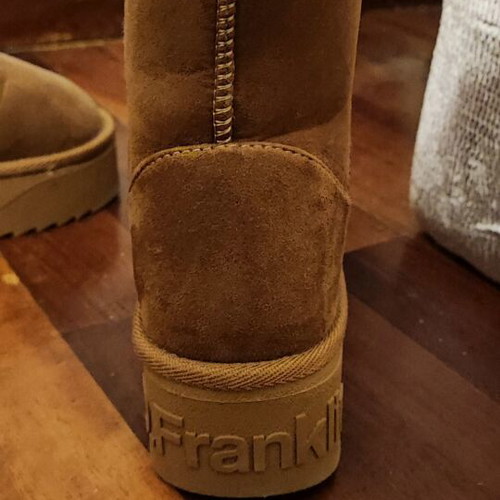 D.Franklin brown boots with fur, size 38, like new
