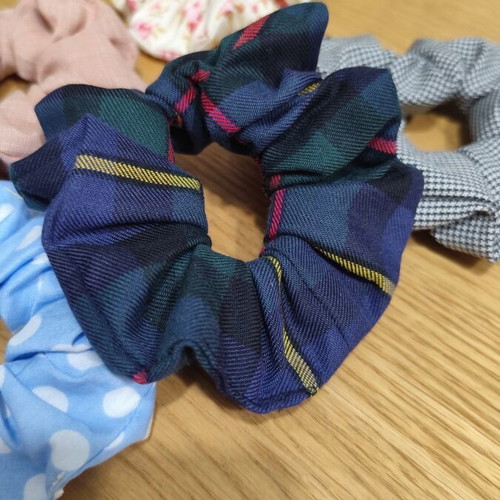 Scrunchies set of 5 made from quality cotton fabrics, multicolor
