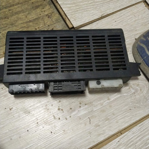 BMW 5 E39 Light Module LCM 61358386209 used