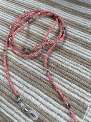 Glasses chains new, glass beads and metal elements in many colors