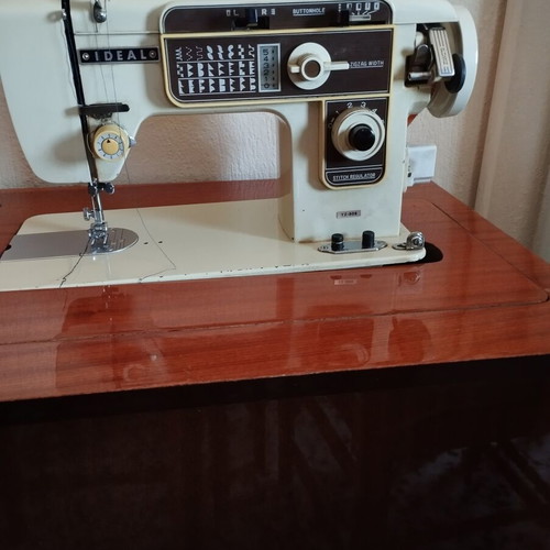 Ideal sewing machine with table