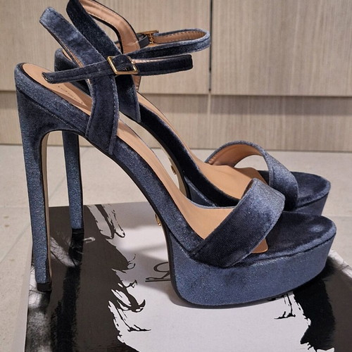 Blue velvet high-heel sandals new with 13cm stiletto heel, size 39