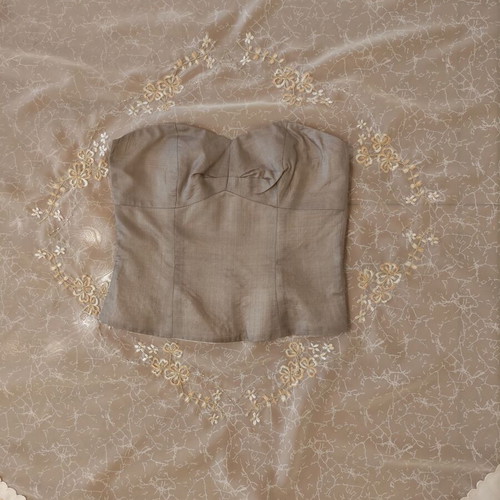 Valerie Aflalo blouse like new, short, silk, size S, gray-beige