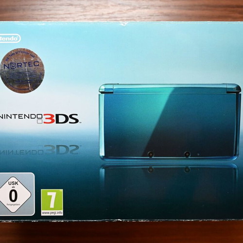 Nintendo 3DS handheld console, Aqua Blue