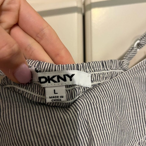 DKNY blouse grey like new, size S