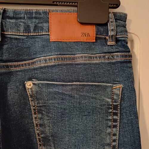 Zara bootcut jeans size EUR 40 like new, blue