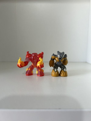 Gormiti figures Sabis and Mysterious Knight like new, pack