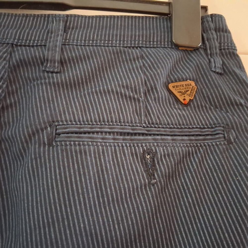Men's Bermuda shorts used, dark blue striped, size M