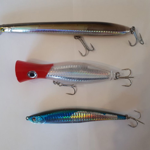Artificial fishing lures set of 3 like new
