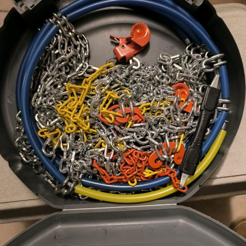 Safe Track snow chains new with carrying case