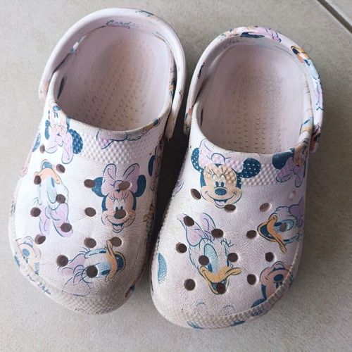 Disney slippers like new, size 26, beige and pink