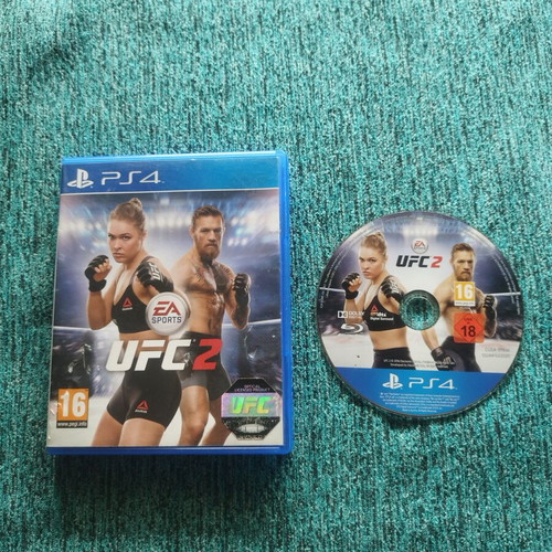 UFC 2 PlayStation 4 game used, fighting sports
