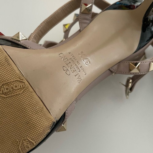 Valentino Garavani pumps used, black size 37.5, 4cm heel