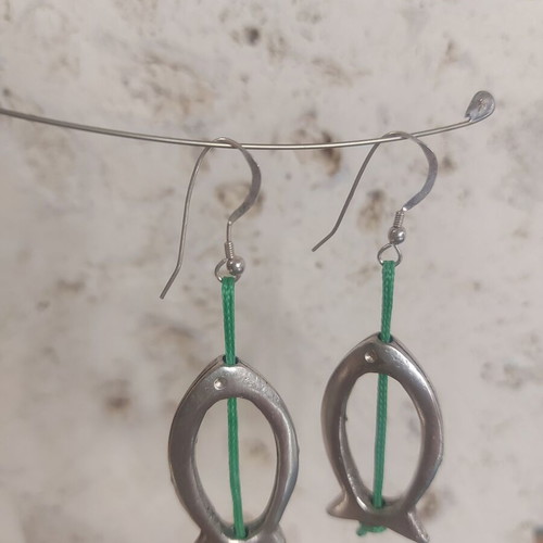 Fish-shaped earrings like new, green and silver