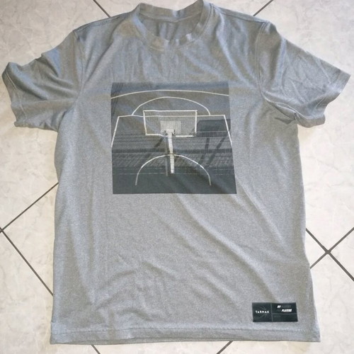 Tarmak teen tshirt gray like new size M