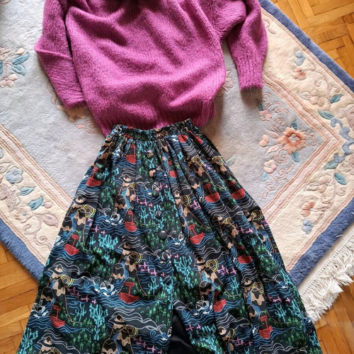 Karavan sweater thick knit pink new, one size