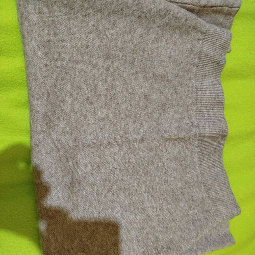Midi skirt grey beige like new with elastic waist and small slit