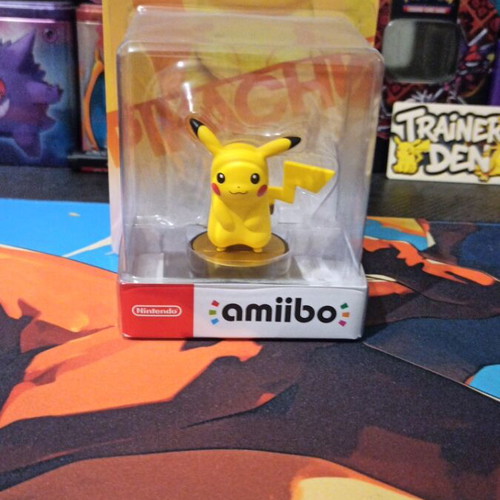 Amiibo Pikachu sealed