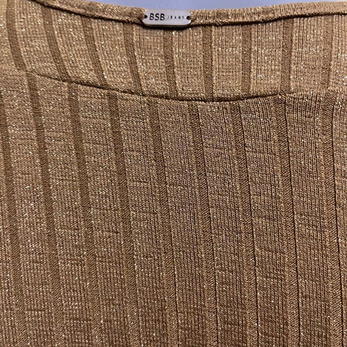 BSB gold women's top like new, size S with glitter