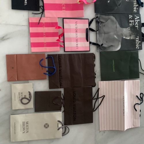 Branded transport bags used, sold as a set