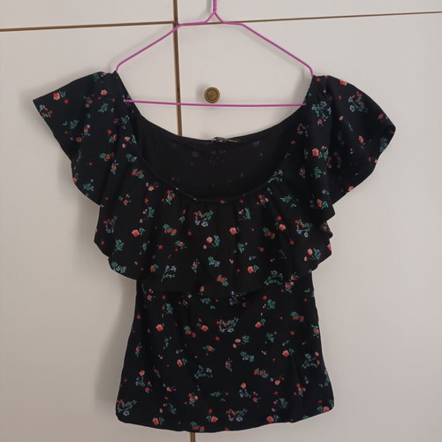 Tally Weijl blouse like new with floral off-shoulder design, size M