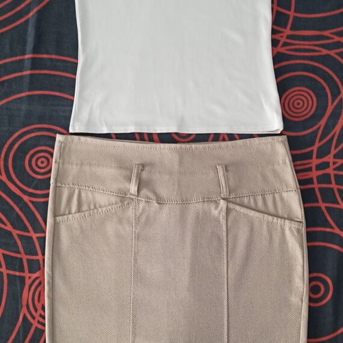 Pencil skirt used with bow detail and sleeveless top gift
