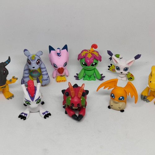 Digimon collectible figure set of 9 pieces like new