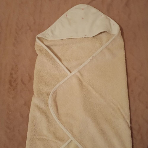Nef Nef Cotton Hooded Towel like new for babies