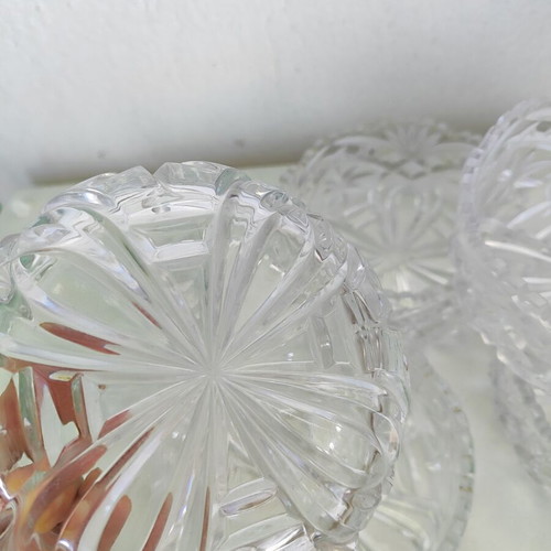 Crystal bowls set of 6 used, vintage dessert and ice cream bowls