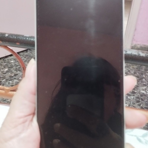 Realme smartphone, pistachio color, 6.6-inch screen