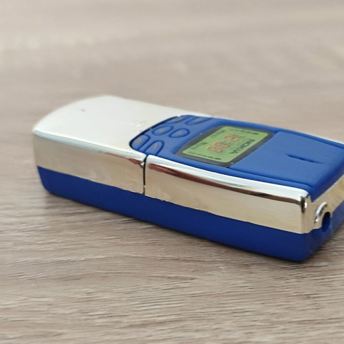 Vintage ξύστρα μολυβιών σε σχήμα τηλέφωνο Nokia