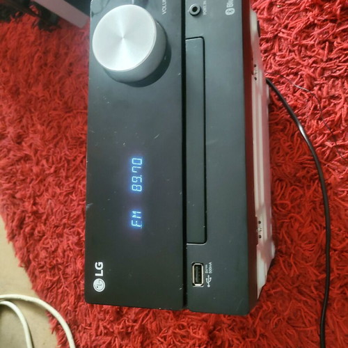 LG Bluetooth ηχοσύστημα μεταχειρισμένο για επισκευή