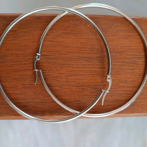 Stainless steel hoop earrings like new, silver color