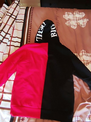 Men's sweatshirt like new, size XXL, black and red