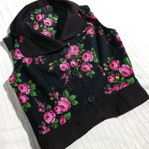 Vintage vest tailor-made in excellent condition