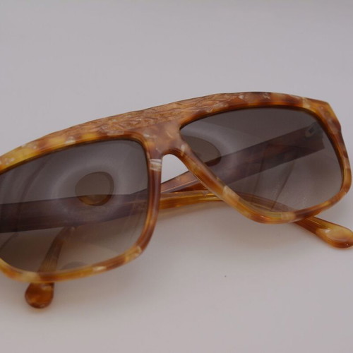 Genny vintage 80s brown sunglasses new, handmade in Italy