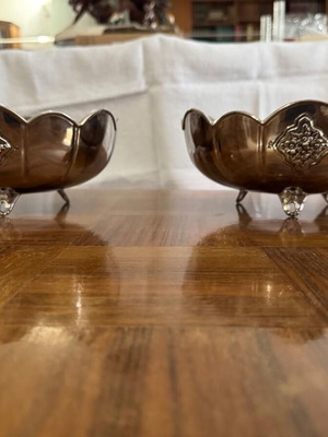 2 Silver-plated decorative Bowls