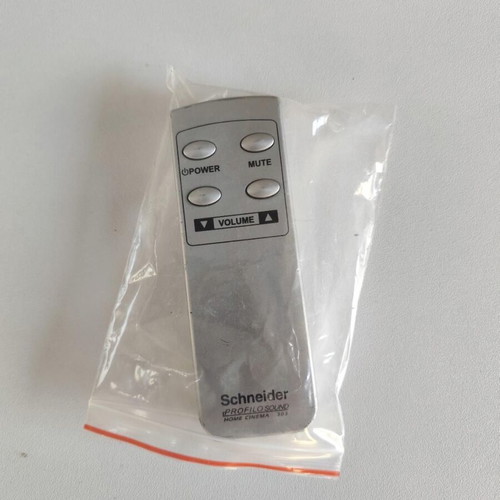 Home Cinema Schneider like new, wooden construction with remote control